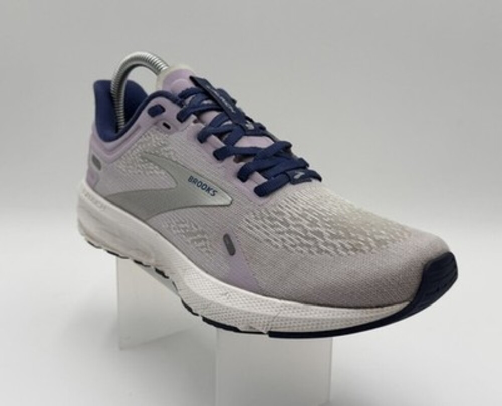 Brooks Launch 9 Women’s Size 7B 1203731B588 Purple Running Shoes Sneakers